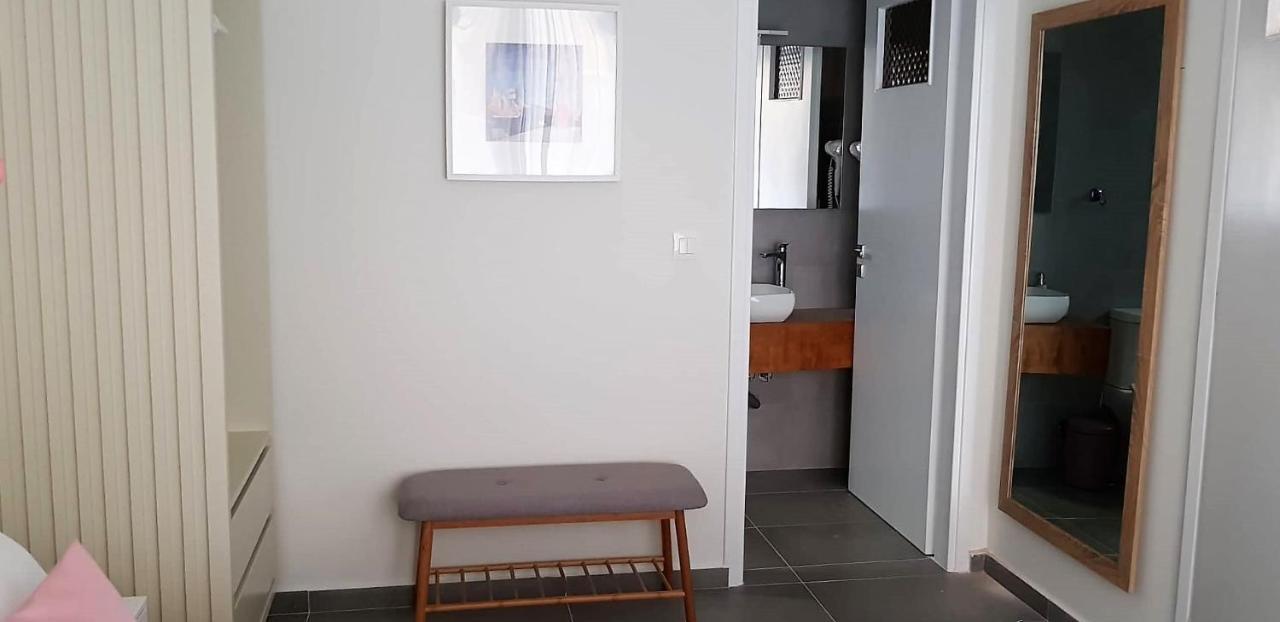 Rotunda Suites Kalamaki  Luaran gambar